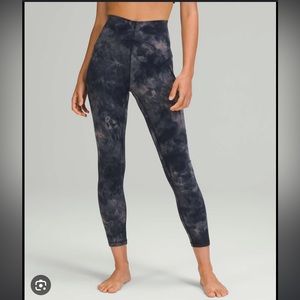Lulu Unlimit leggings